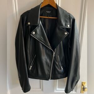 Torrid Vegan Leather Black Moto Jacket WMs Size 1 (Plus Size)